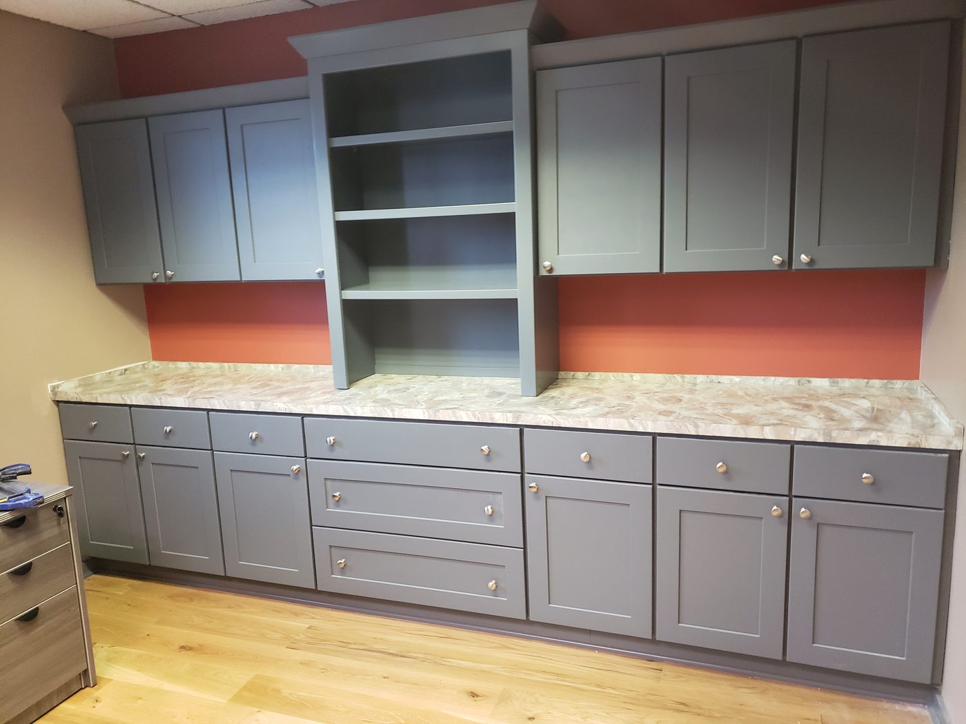 Custom bar or office by Ogi Designs