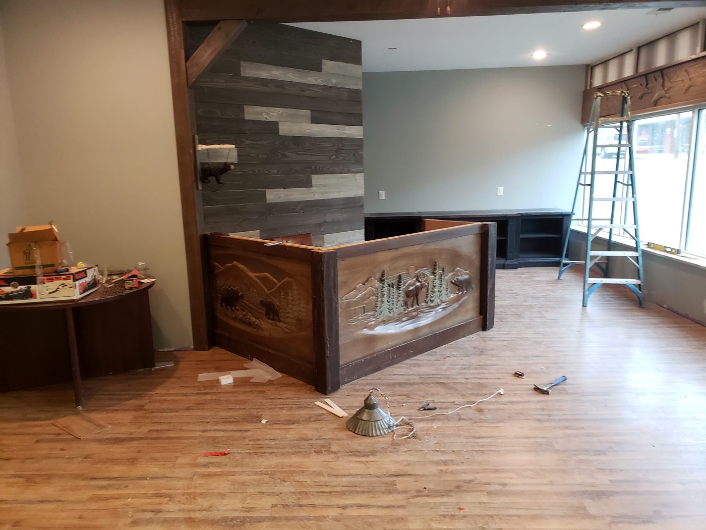 Custom bar or office by Ogi Designs