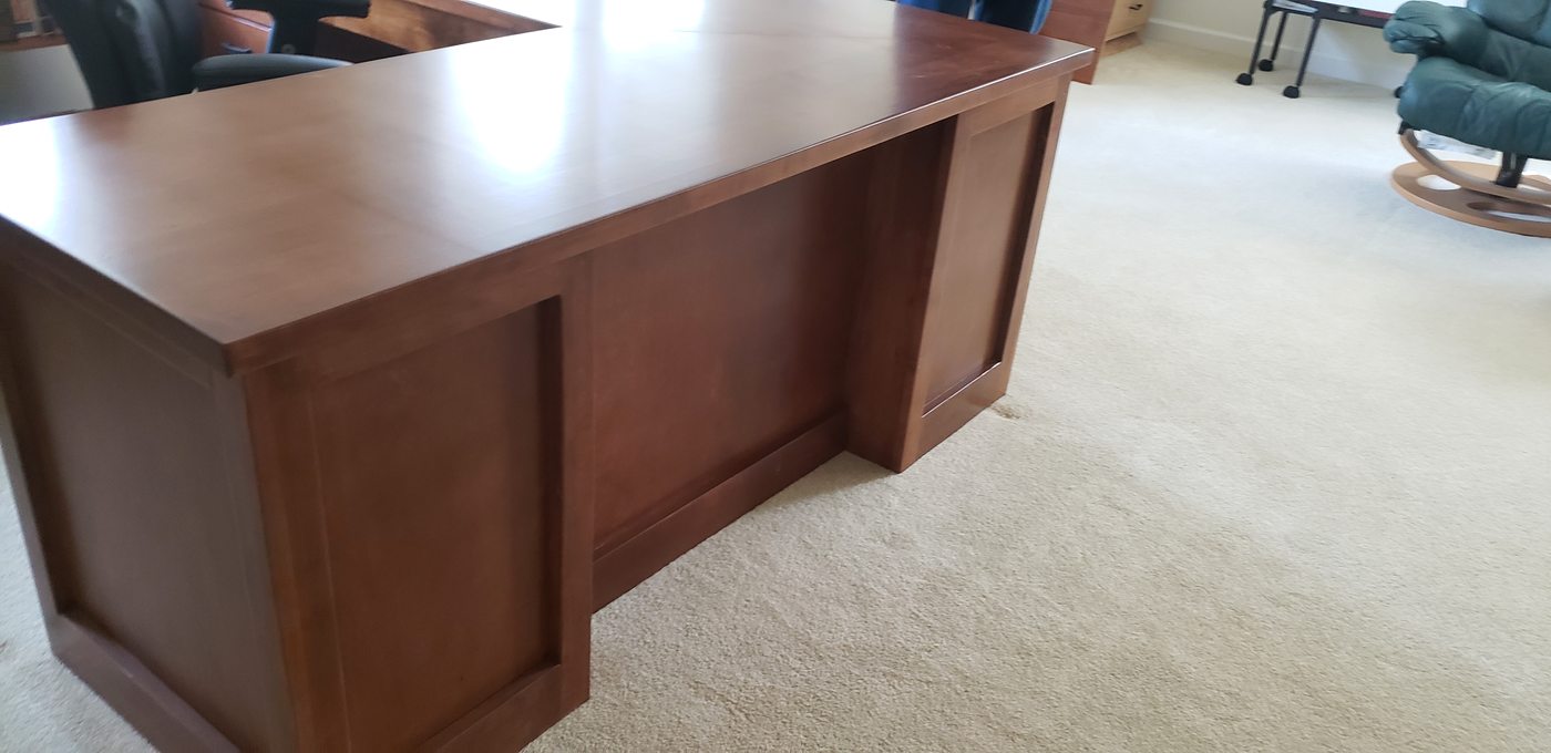 Custom bar or office by Ogi Designs